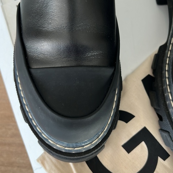Ganni black cleated low Chelsea boot size 40 - Picture 4 of 12
